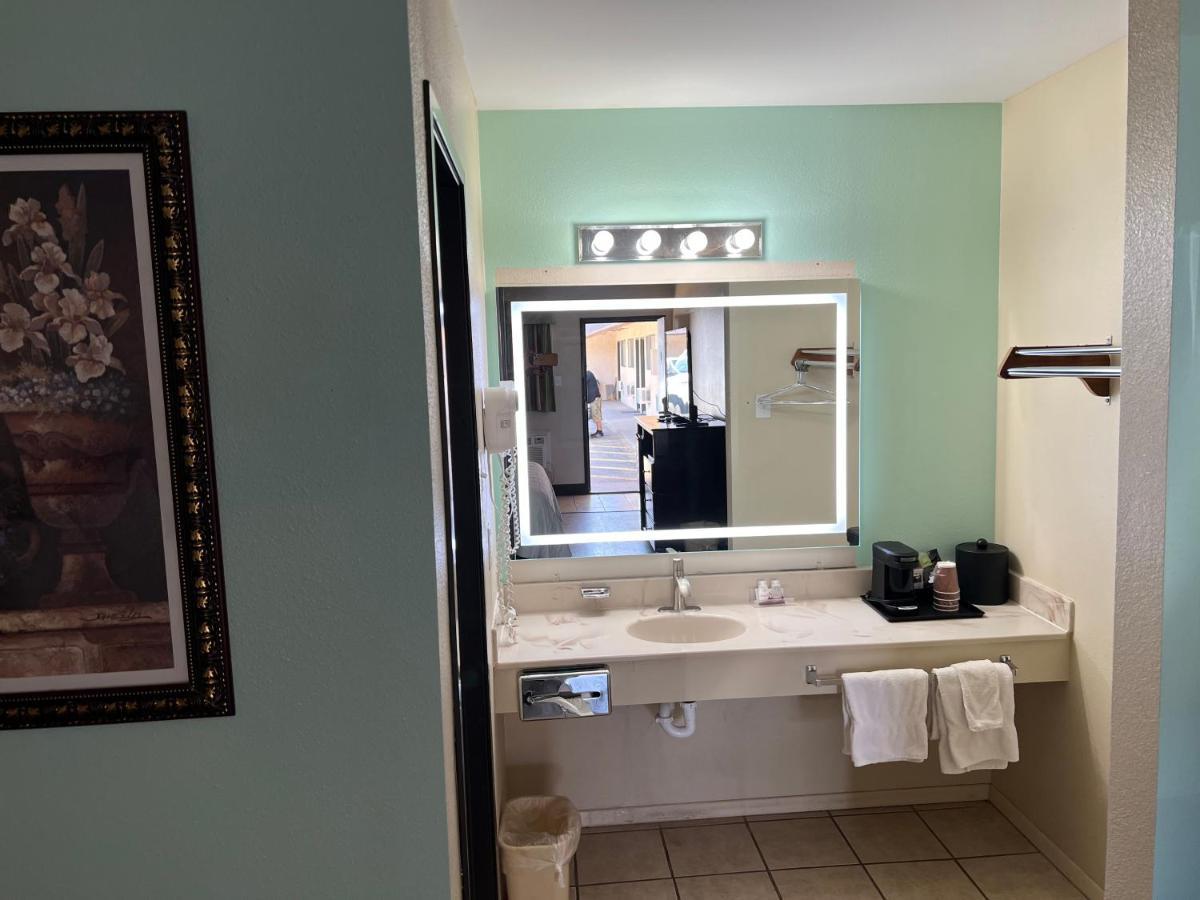 Carrizozo Four Winds Motel & Rv Park מראה חיצוני תמונה